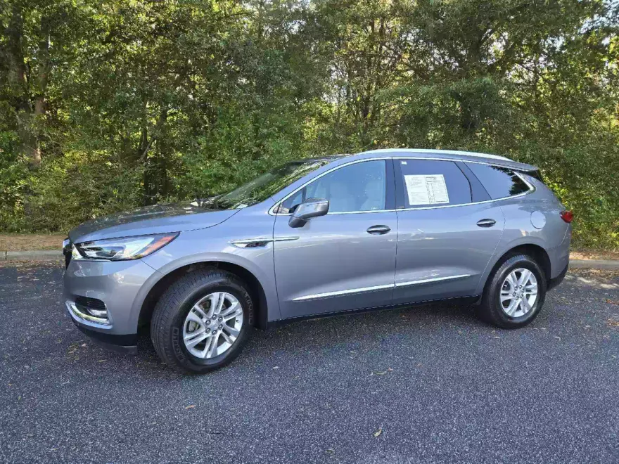 2018 Buick Enclave Essence photo 1