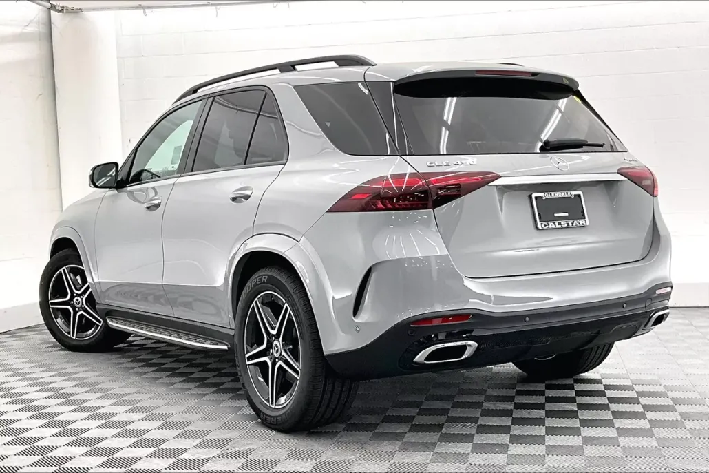 2026 Mercedes Benz GLE 450 4MATIC photo 1