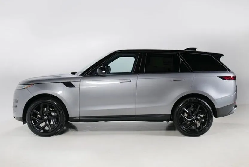 2025 Land Rover Range Rover Sport SE photo 1