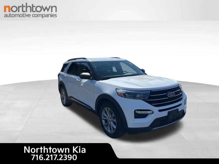 2020 Ford Explorer XLT photo 1