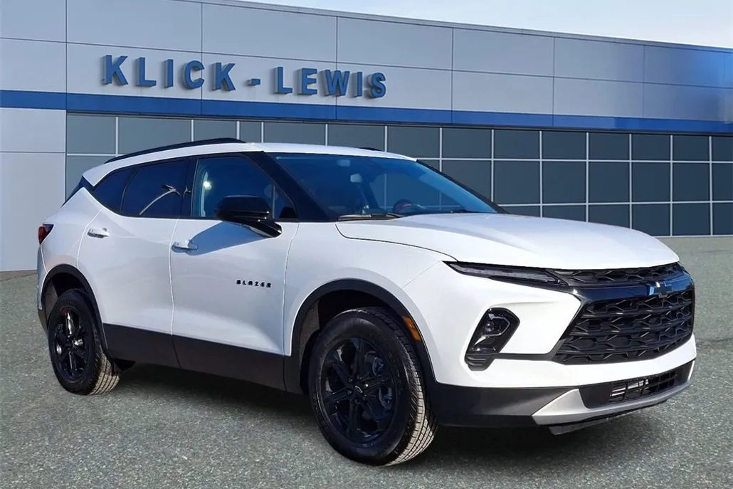 2025 Chevrolet Blazer 2LT photo 1