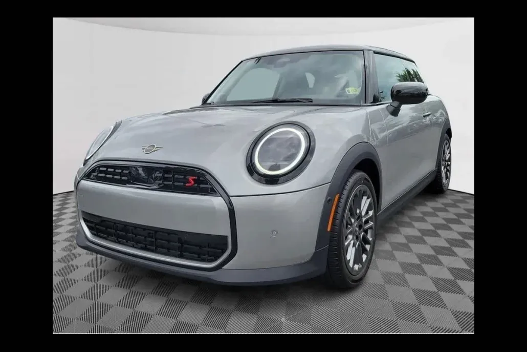 2025 Mini Cooper 2 Door Hardtop S photo 1