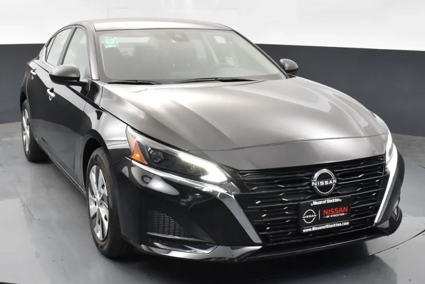 2025 Nissan Altima 2.5 S photo 1