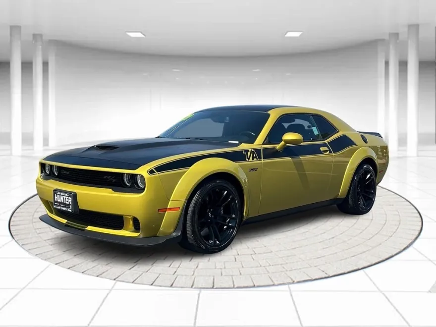 2021 Dodge Challenger R/T Scat Pack Widebody photo 1