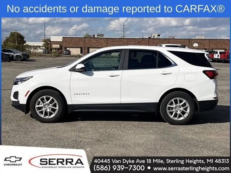 2024 Chevrolet Equinox LT photo 1