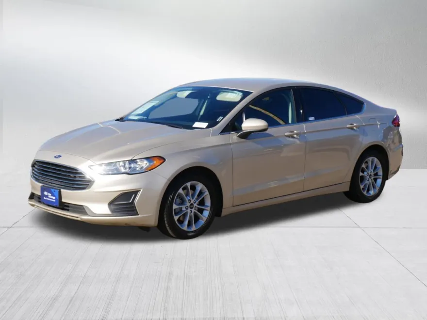 2019 Ford Fusion SE photo 1