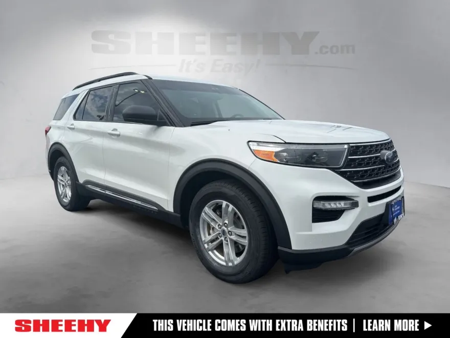 2021 Ford Explorer XLT photo 1