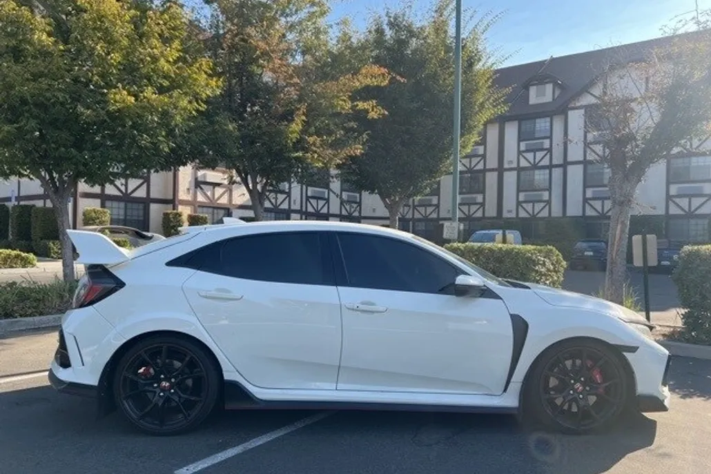 2021 Honda Civic Type R Touring photo 1
