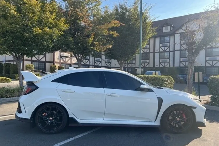 2021 Honda Civic Type R Touring photo 1