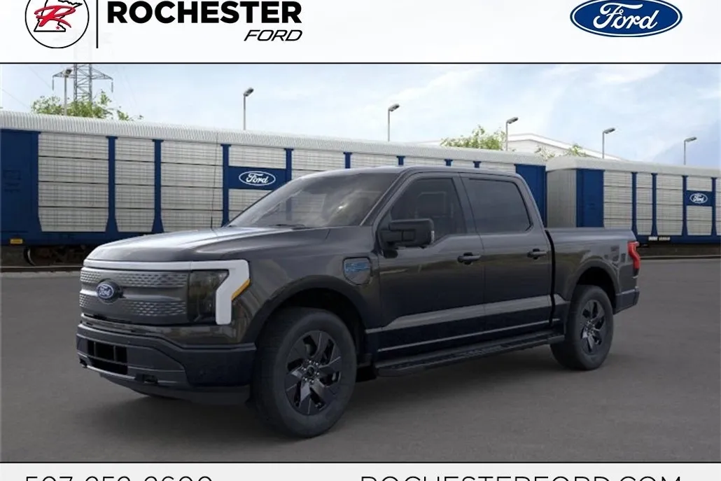 2025 Ford F-150 Lightning photo 1