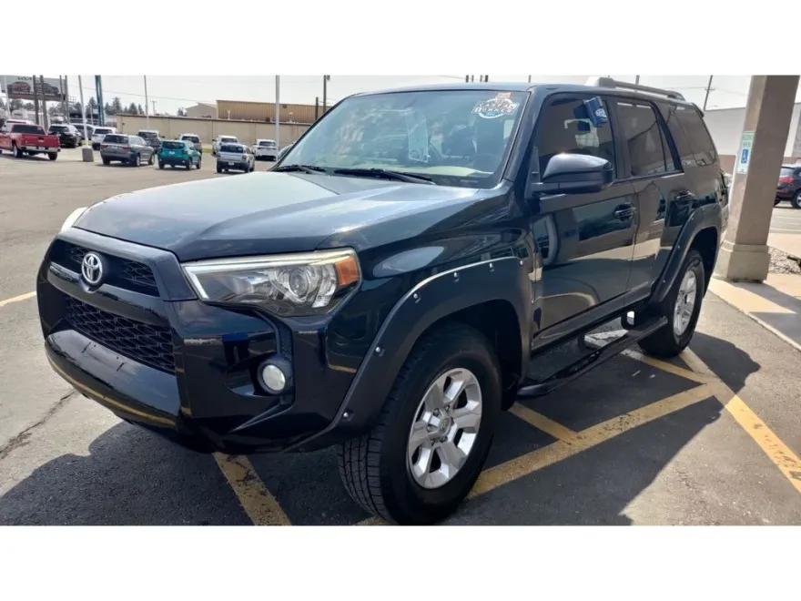 2014 Toyota 4Runner Base photo 1