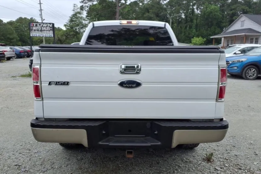 2009 Ford F-150 Lariat photo 1