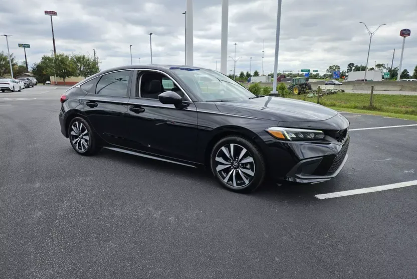 2024 Honda Civic EX-L Hatchback photo 1