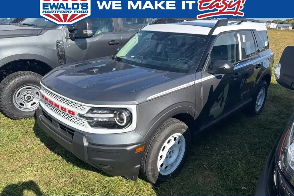 2025 Ford Bronco Sport Heritage photo 1
