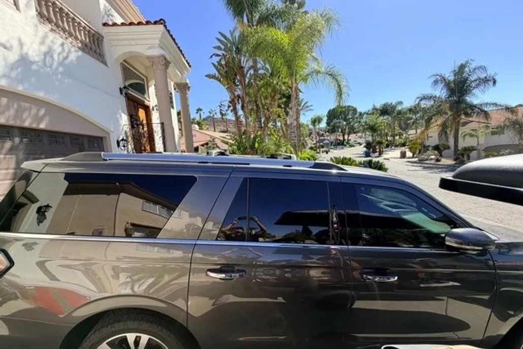 2021 Ford Expedition MAX Limited photo 1