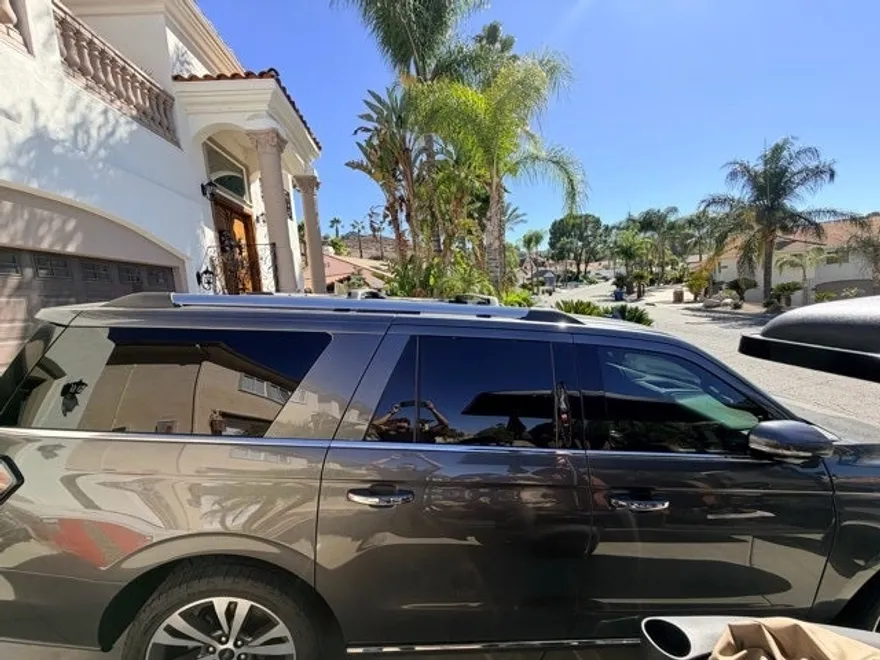 2021 Ford Expedition MAX Limited photo 1
