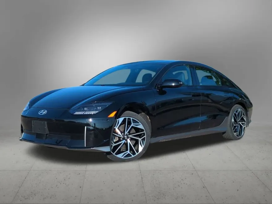 2023 Hyundai Ioniq 6 Limited photo 1