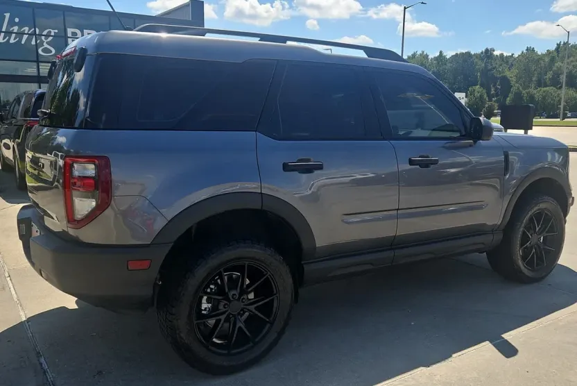 2022 Ford Bronco Sport Base photo 1