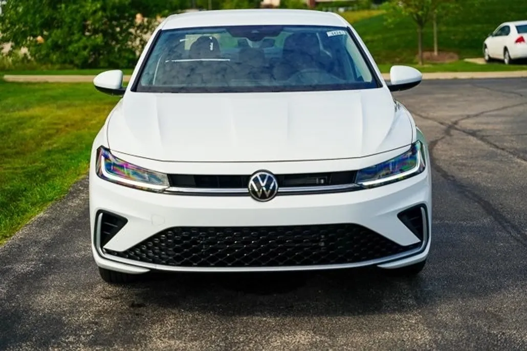 2025 Volkswagen Jetta 1.5T S photo 1