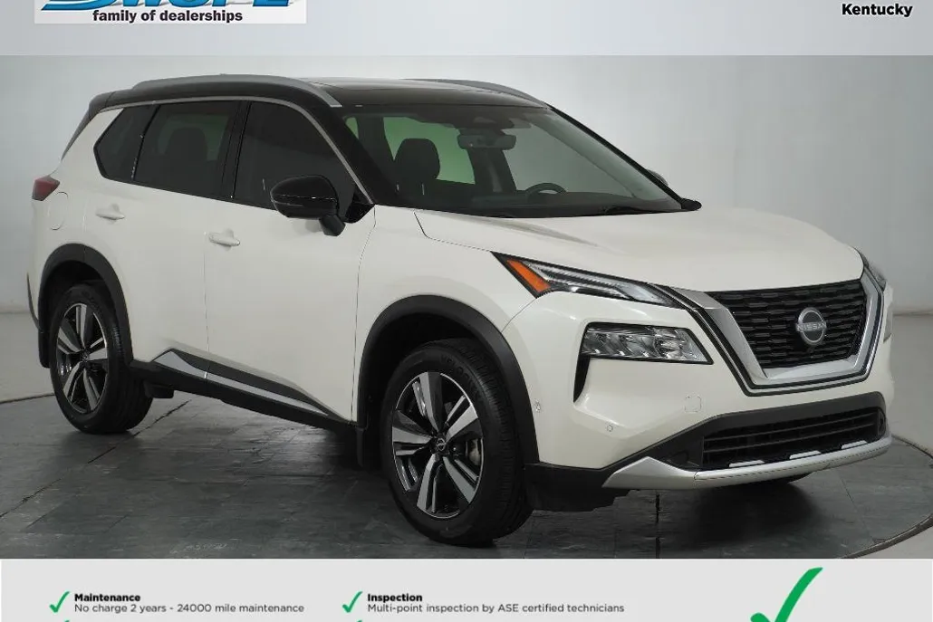 2023 Nissan Rogue Platinum photo 1