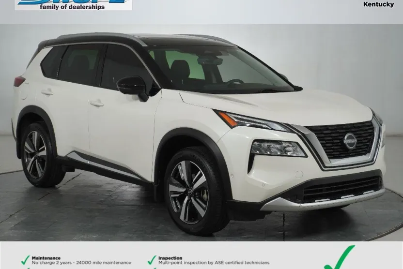 2023 Nissan Rogue Platinum photo 1