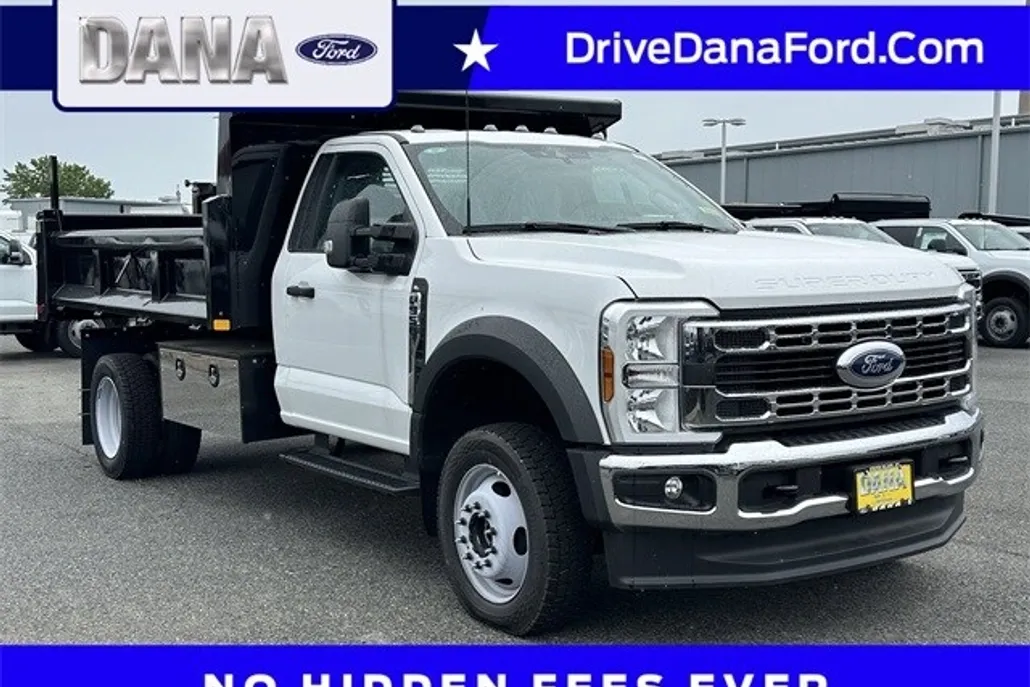 2024 Ford F-550 XL photo 1