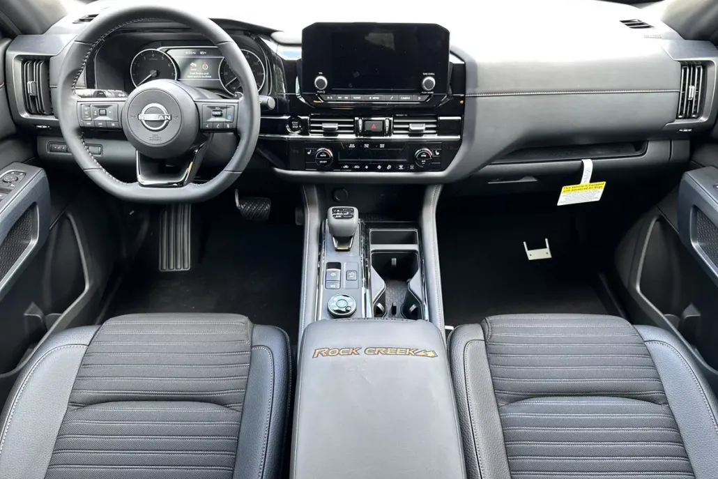 2025 Nissan Pathfinder Rock Creek photo 1