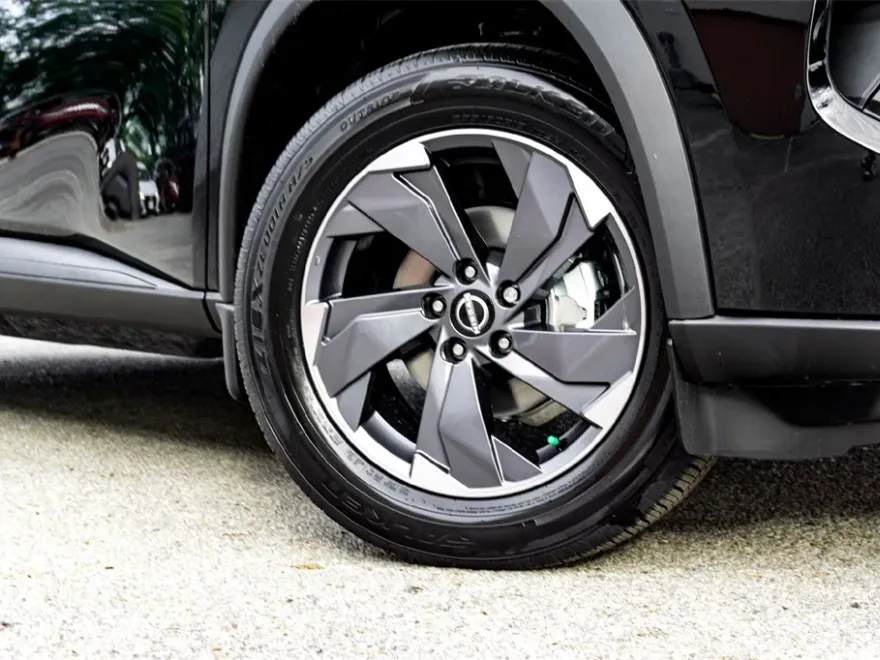 2026 Nissan Rogue SV photo 1