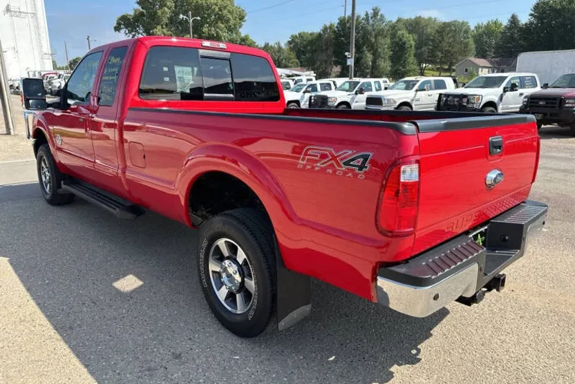 2014 Ford F-350 Lariat photo 1