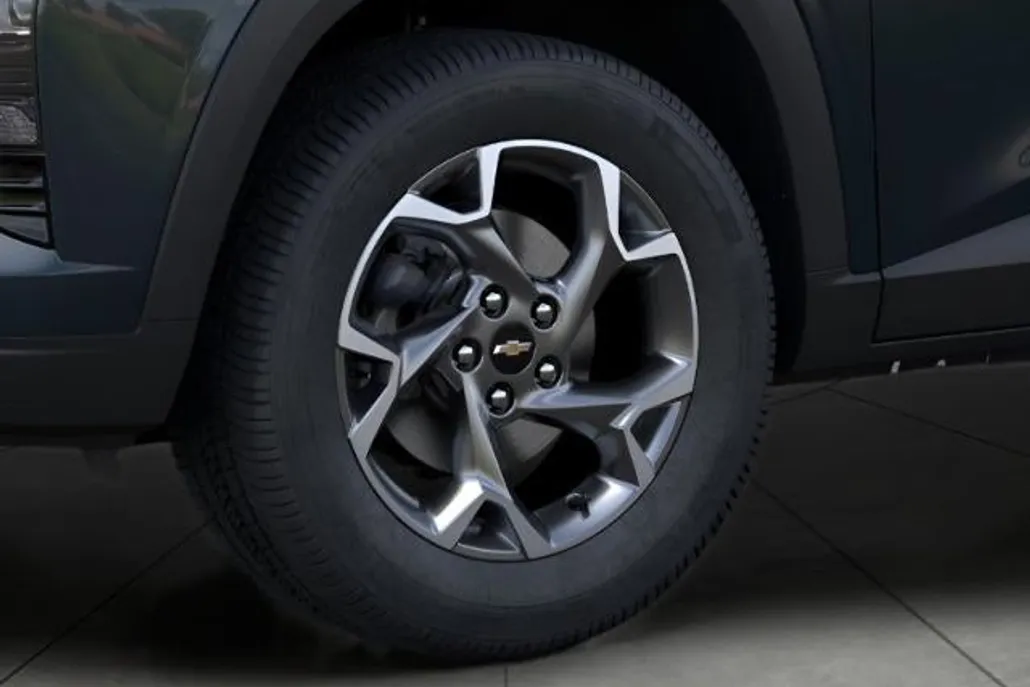 2025 Chevrolet Trax LT photo 1