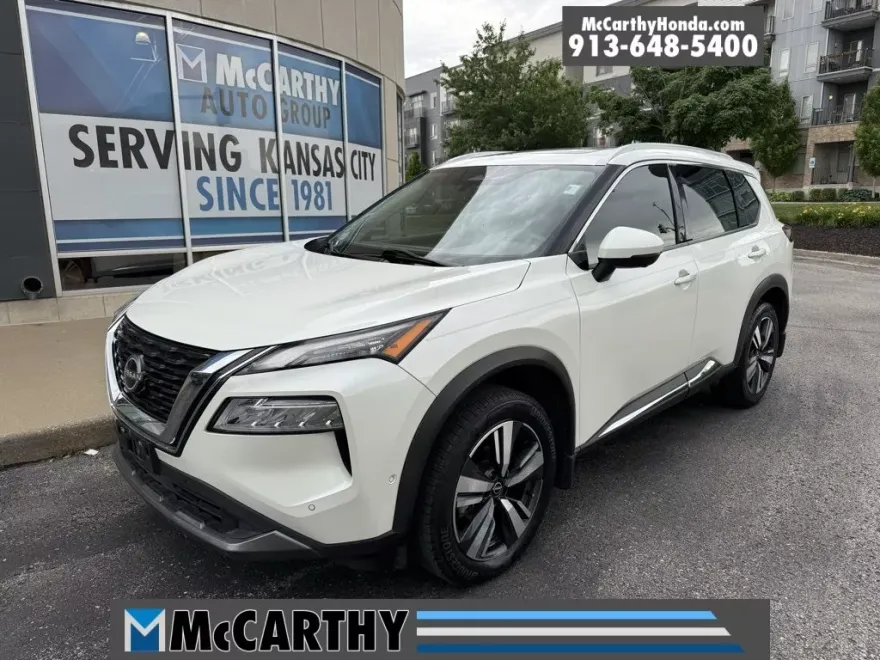 2022 Nissan Rogue SL photo 1