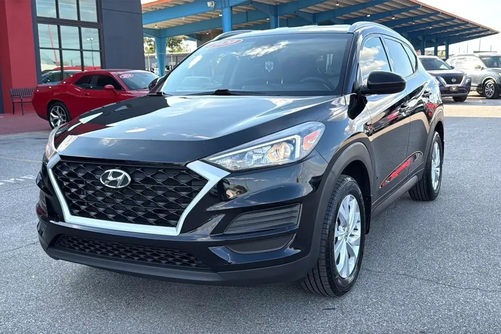 2020 Hyundai Tucson Value Sport photo 1