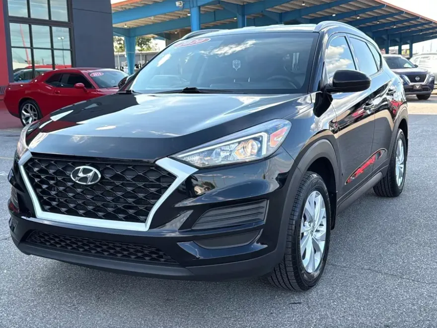 2020 Hyundai Tucson Value Sport photo 1