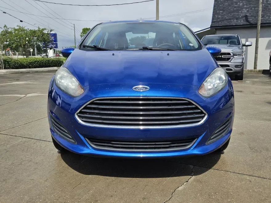 2018 Ford Fiesta SE photo 1