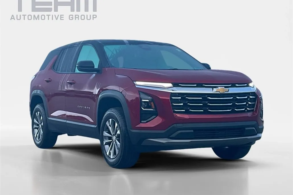 2026 Chevrolet Equinox LT photo 1