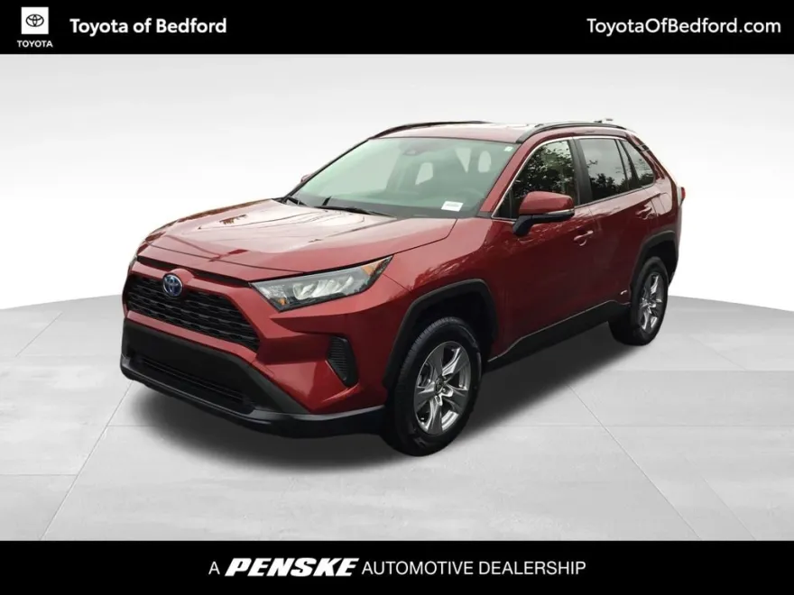 2022 Toyota RAV4 Hybrid LE photo 1