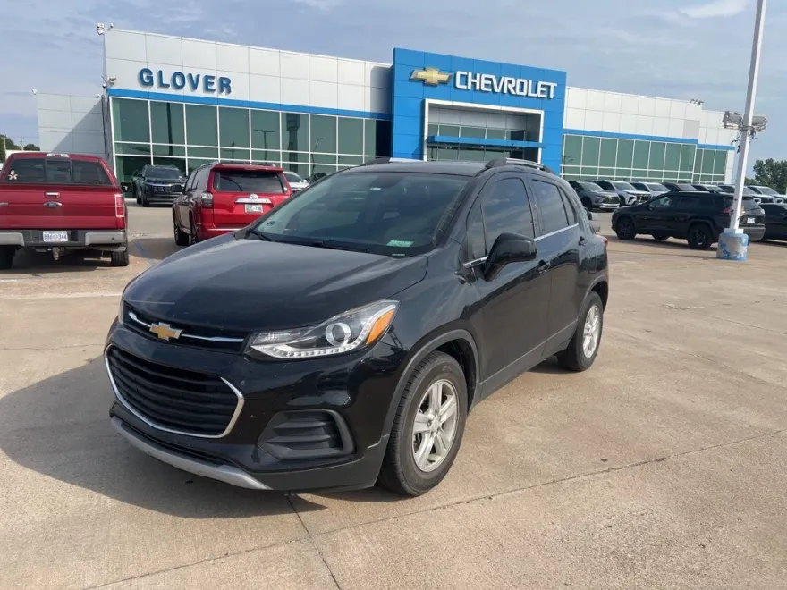 2020 Chevrolet Trax LT photo 1