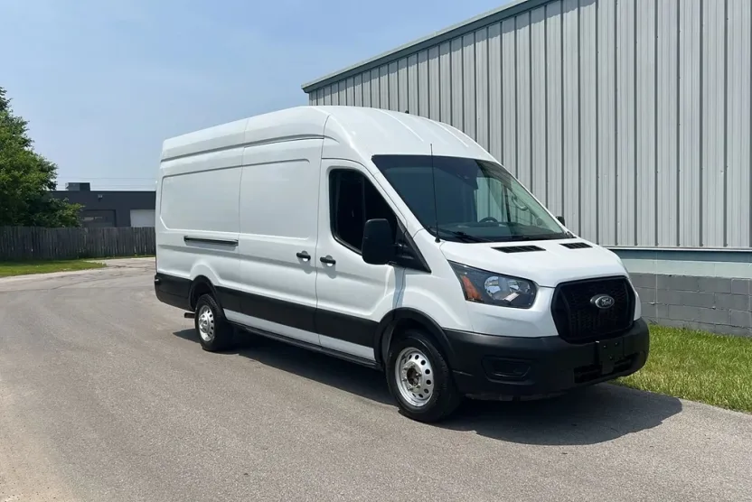 2022 Ford Transit Cargo Van photo 1