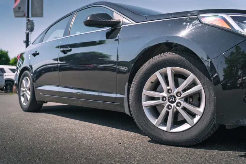 2016 Hyundai Sonata GL photo 1