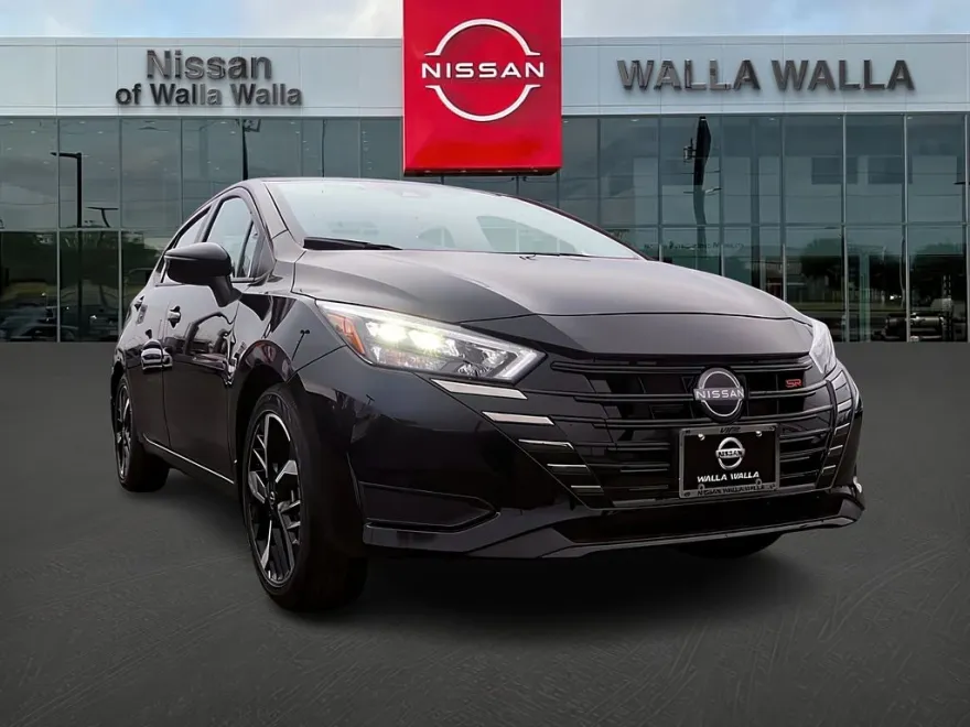 2025 Nissan Versa SR photo 1