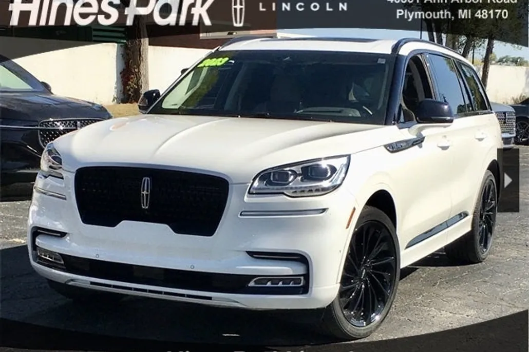 2023 Lincoln Aviator Reserve photo 1