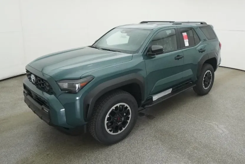 2025 Toyota 4Runner TRD Off-Road photo 1