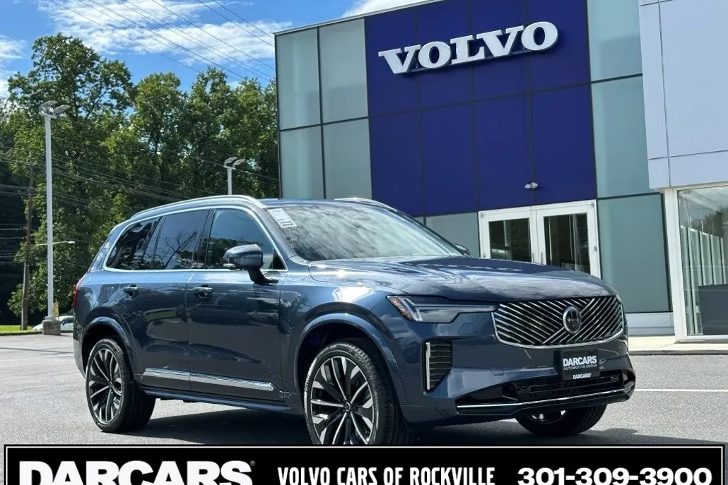 2026 Volvo XC90 B5 photo 1