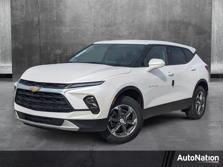 2025 Chevrolet Blazer 2LT photo 1