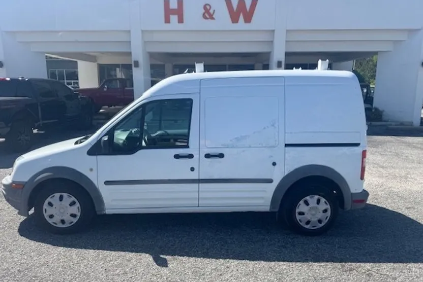 2013 Ford Transit Connect XL photo 1