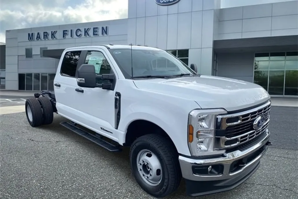 2026 Ford F-350 photo 1
