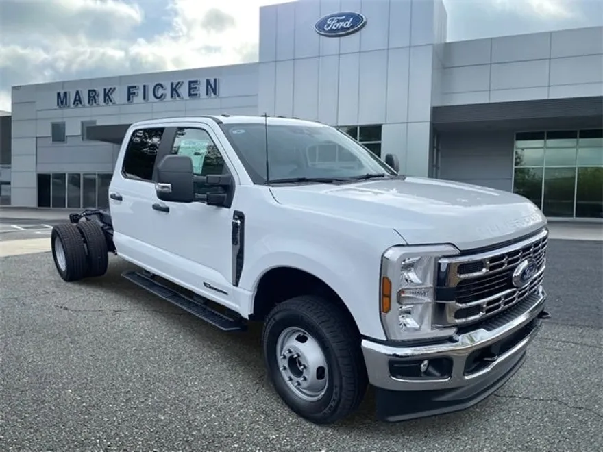 2026 Ford F-350 photo 1