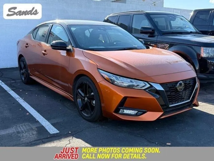 2023 Nissan Sentra SR photo 1
