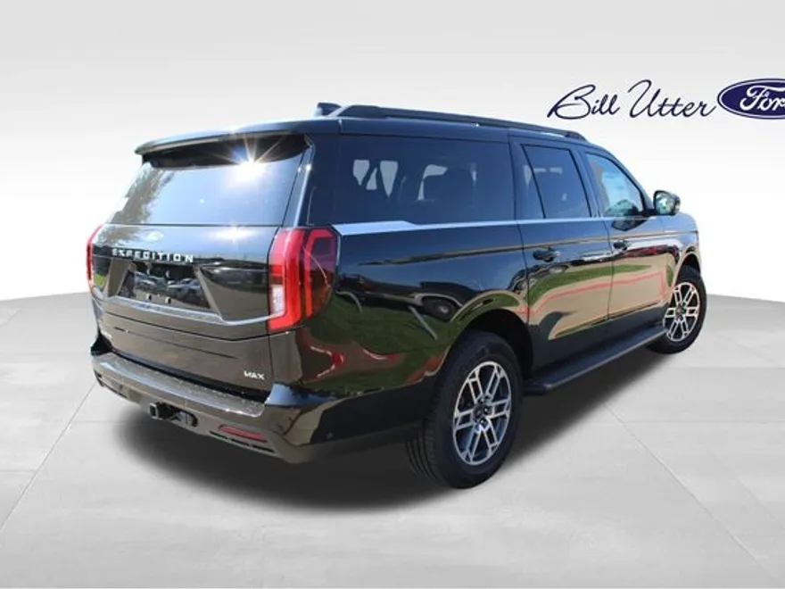 2025 Ford Expedition MAX photo 1