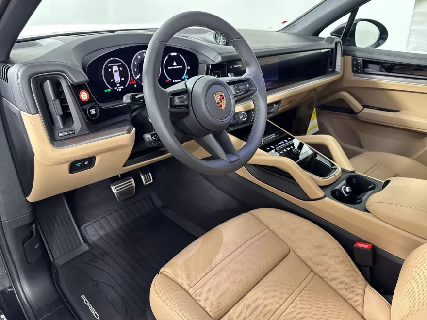 2026 Porsche Cayenne E-Hybrid S photo 1
